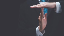 VNG breekt met traditie van vergaderen in juni