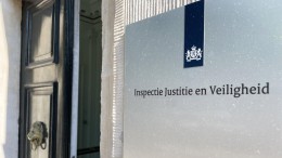 Inspectie wil actie in de jeugdzorg, krijgt systeemkritiek