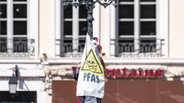 Kabinet ziet niets in nationaal PFAS-verbod