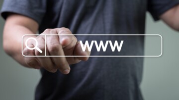 60 procent van overheidswebsites kan weg, miljoenenbesparing lonkt