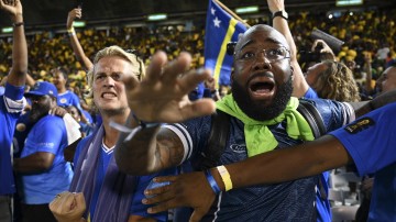 Ambtenaren Curaçao vrij voor voetbalfeest