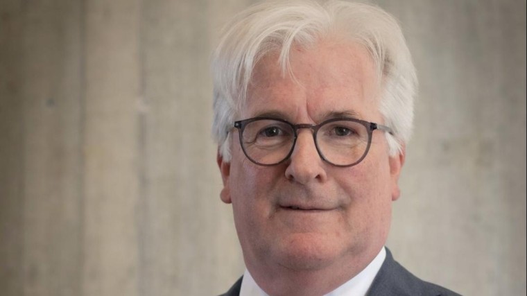 Burgemeester Terneuzen treedt af na breuk over azc-plan