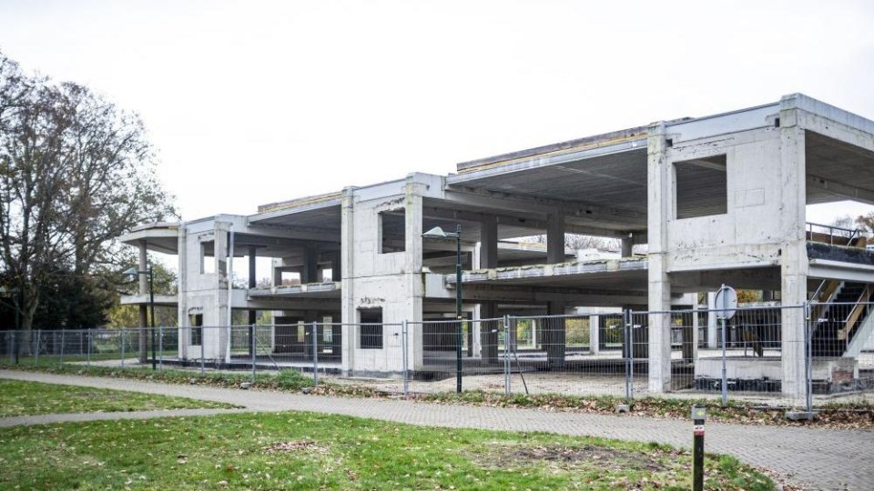 Gemeentehuis Voorst tijdens de verbouwing