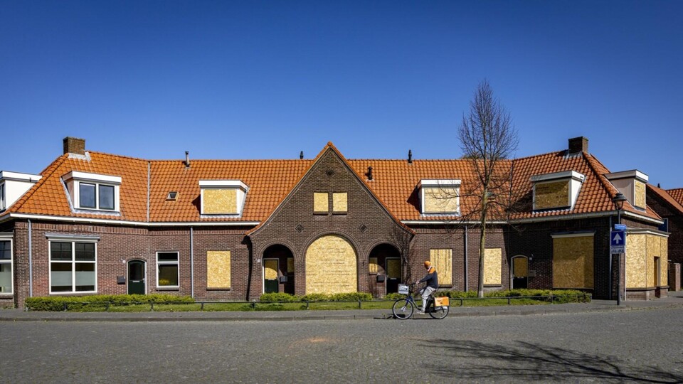 Dichtgetimmerde woningen in Pathmos, Enschede