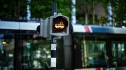 Kritiek op stopzetten gratis OV voor ouderen in Rotterdam