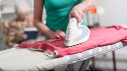 Bronckhorst stopt met bonnen huishoudelijke hulp