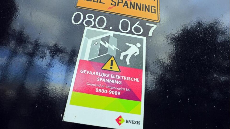 Hoogspanningswaarschuwing op kast van Enexis