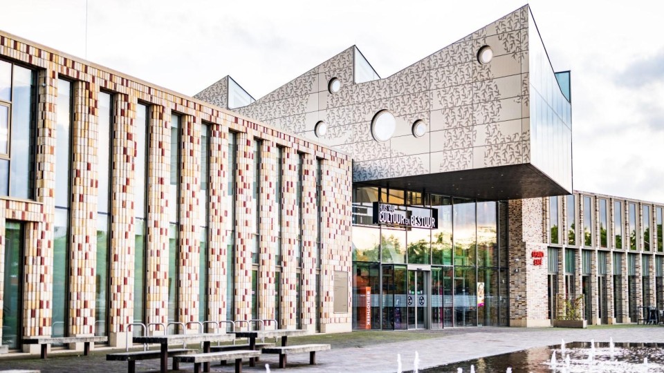 ANP Midden-Groningen gemeentehuis