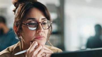 Generatieve AI binnen de overheid: kansen en risico's 