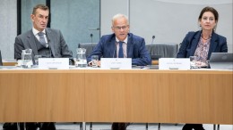 Van Marum belooft verbetering na rapport AcICT