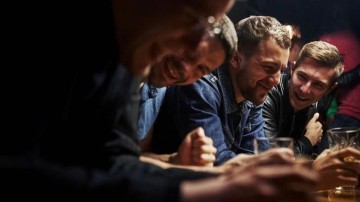 Mannen willen ingrijpen bij ongepast gedrag naar vrouwen, maar zwijgen toch