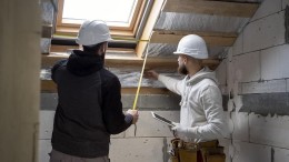 Echte oplossingen om de werkende armen te helpen