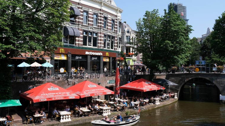Utrecht: ‘Werken loont niet voor statushouders’
