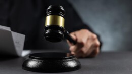 Wethouder en gemeente al na één dag bij rechter
