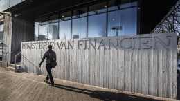 FNV: monsterbezuinigingen op ambtenaren verlammen overheid