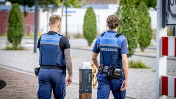 Jeugdboa’s speuren online naar jongeren, maar waar ligt de grens?
