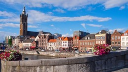 Omstreden ex-wethouder Van Rey keert terug in college Roermond