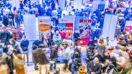 Kabinet versoepelt termijn inburgering