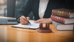 Beschermingsbewind op verzoek van B&W