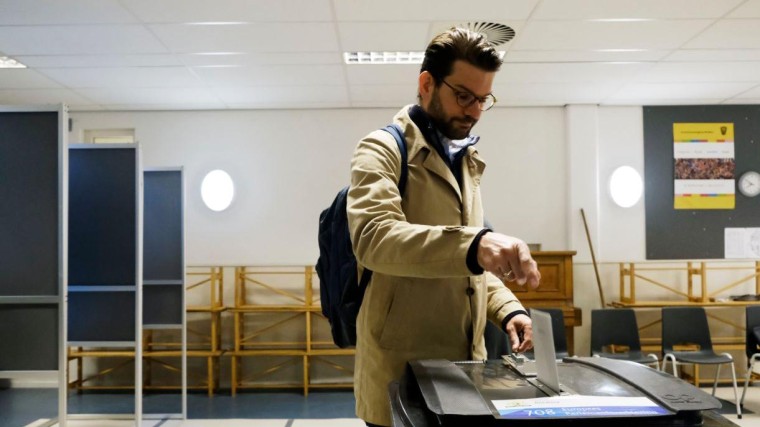 Ongeveer 1 op 5 stemmen vervroegd uitgebracht