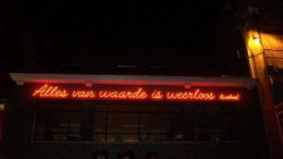 'Van alles is weer waardeloos'