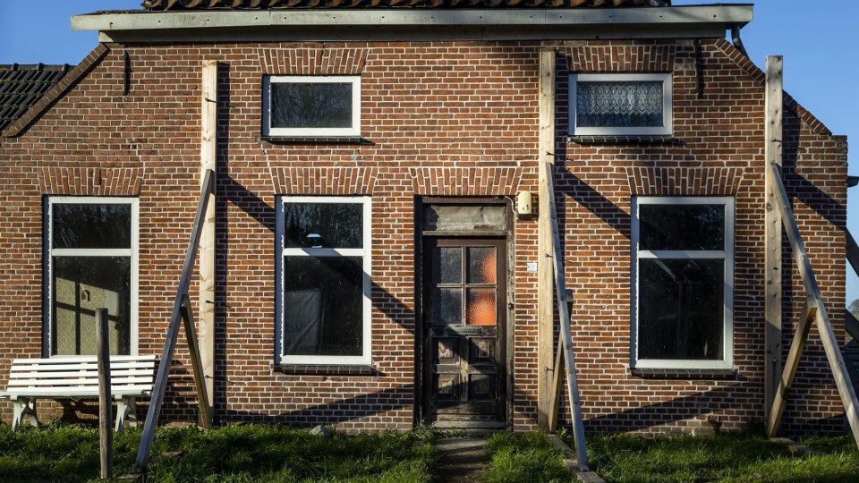 Huis beschadigd door aardbeving