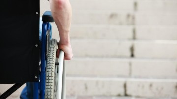 Wettelijk in orde, toch blijft gemeentehuis ontoegankelijk