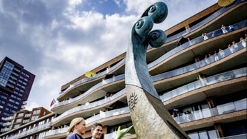 Excuses aan Molukkers raken burgemeesters