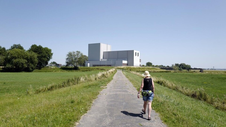 De oude proefcentrale bij Dodewaard, aan de Waal.
