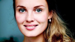 ‘Wie afwijkt van de normpoliticus, ontvangt veel haat’