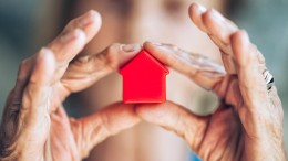 Geschikt woonconcept kan vraag naar ouderenzorg verminderen