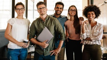 Jonge ambtenaar verlaat kleine gemeente niet eerder