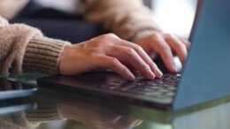 Generatieve AI binnen de overheid: kansen en risico's 