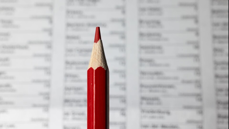 rood potlood en stembiljet