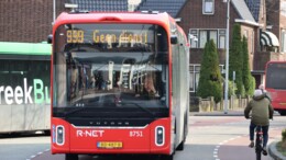 Kinderen vanaf 2027 gratis met ov, korting ouderen verdwijnt
