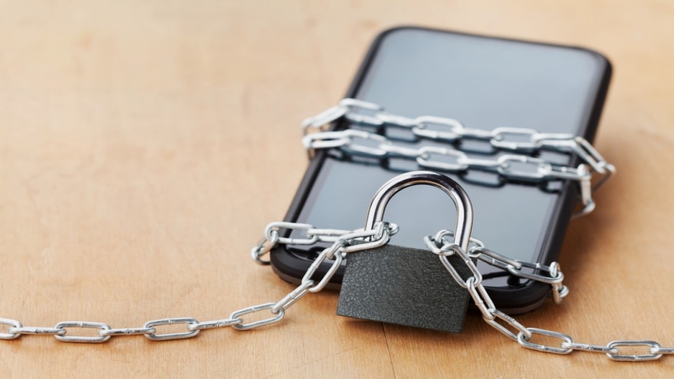 Mobiel achter slot