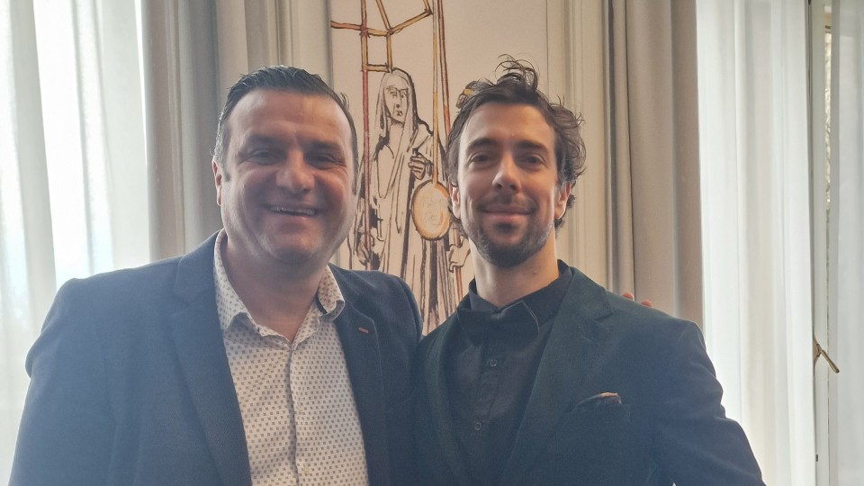 Lazo Bozarov en Thomas Schoegje bij de promotie