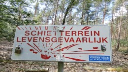 Defensie schiet al jaren zonder juiste vergunning