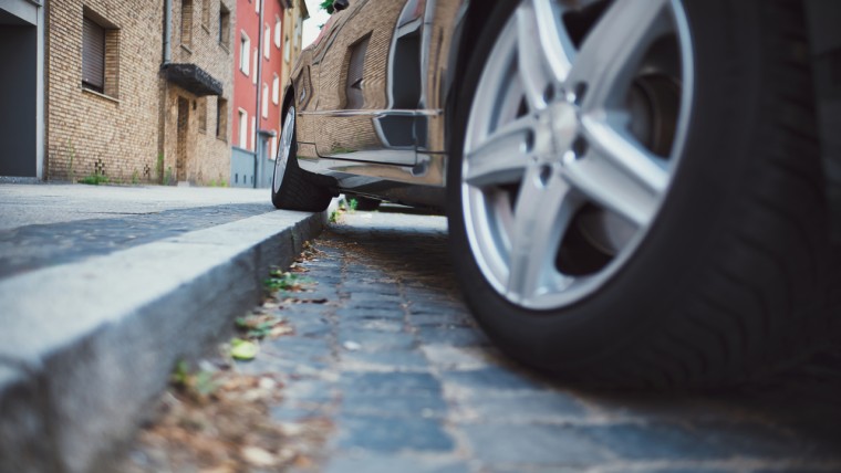 De taaie strijd tussen gemeente en autobezitter