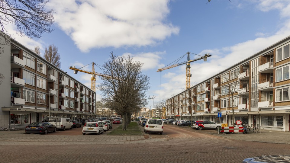 Het rijk is met een Regio Deal betrokken bij Den Haag Zuidwest. Daar vindt momenteel de grootste gebiedsontwikkeling van Nederland plaats.