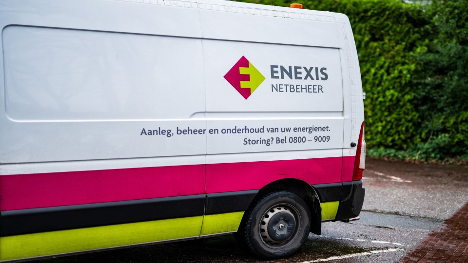 Een werkbus van netbeheerder Enexis.